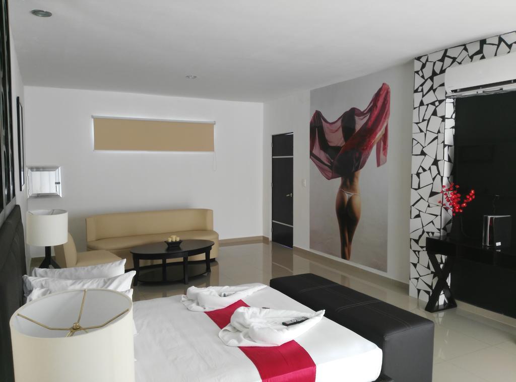 Vita Love Hotel Mérida Buitenkant foto