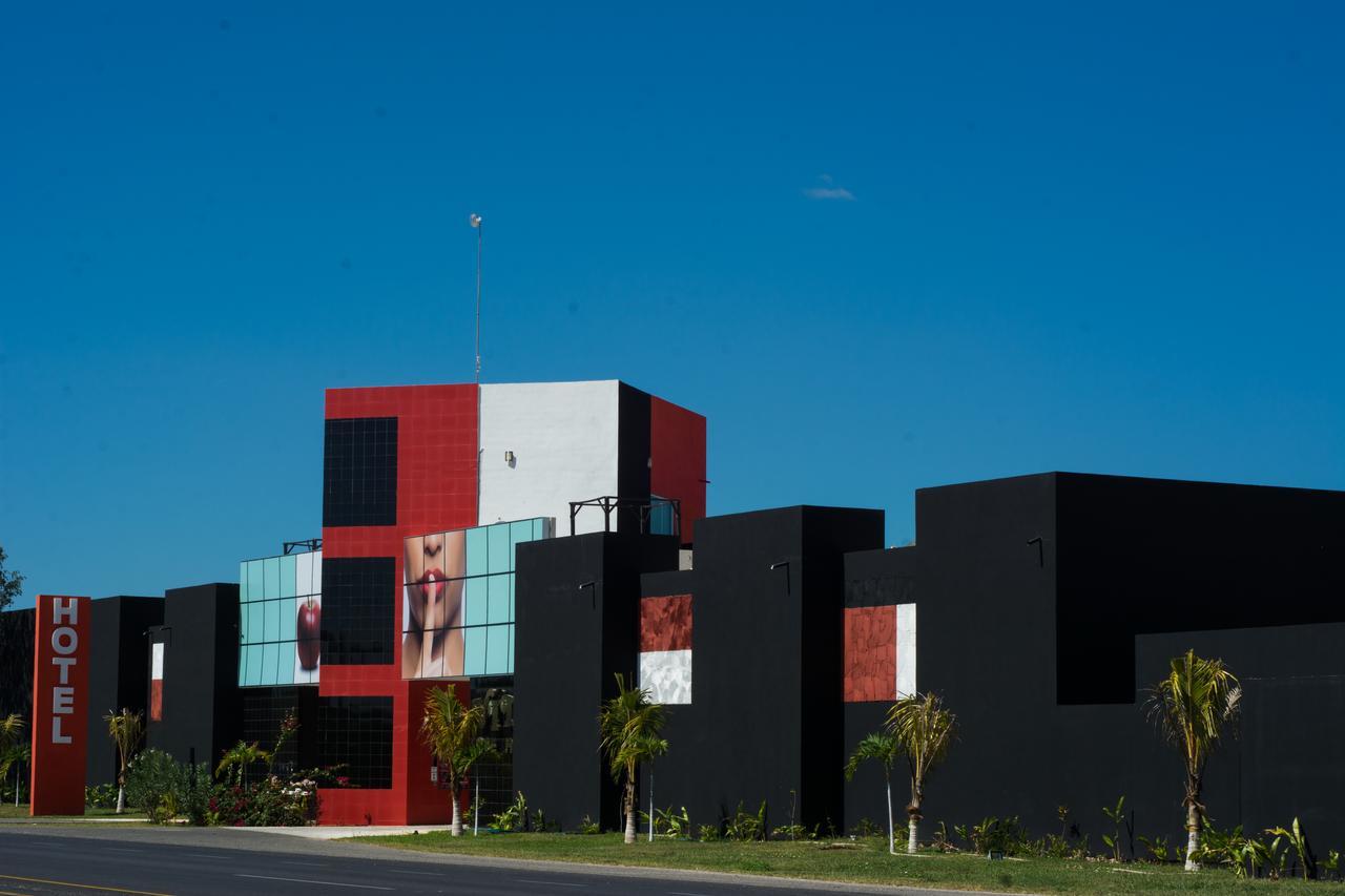 Vita Love Hotel Mérida Buitenkant foto