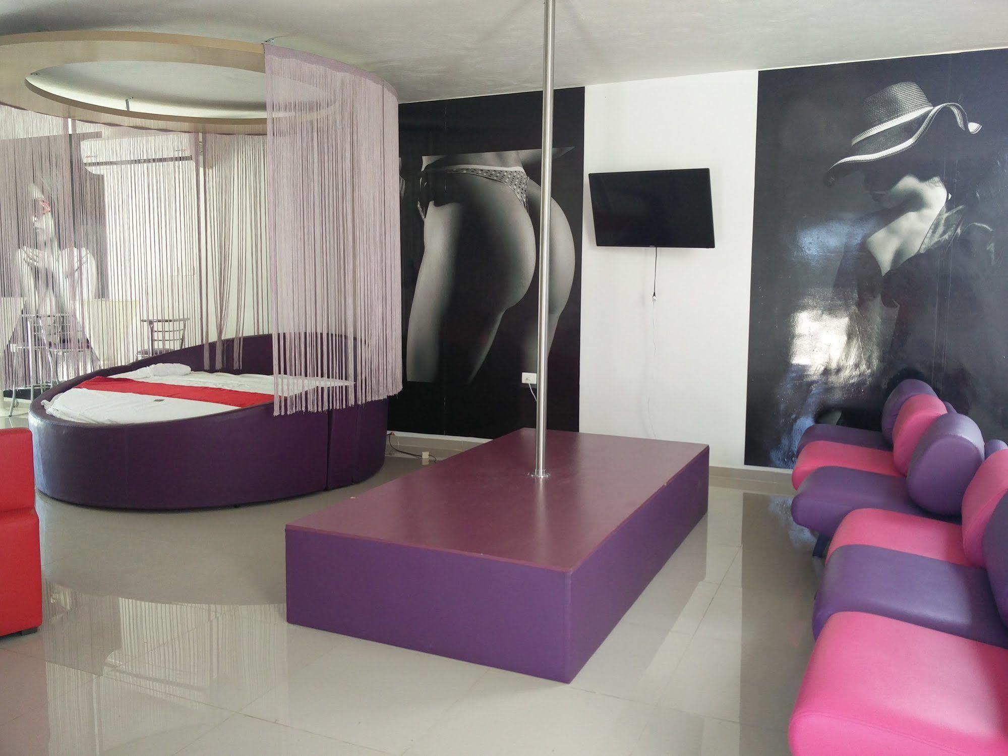 Vita Love Hotel Mérida Buitenkant foto