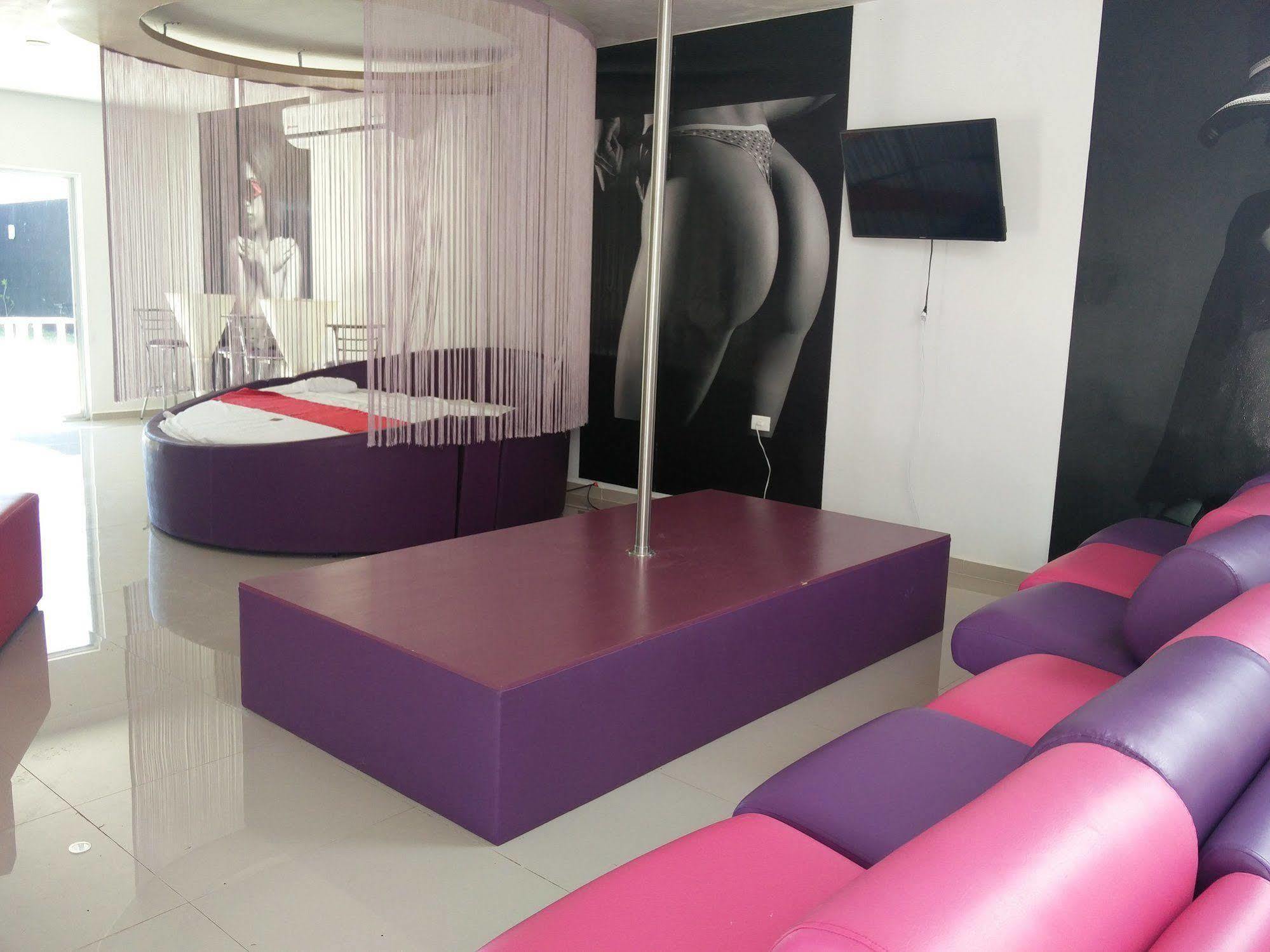 Vita Love Hotel Mérida Buitenkant foto